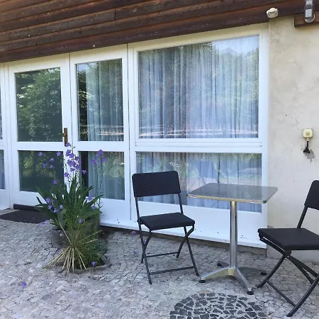 Cozy Apartment In Bad Koesen Next To A River *