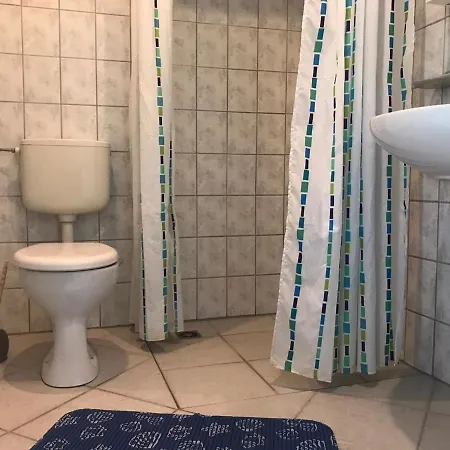 Апартаменты Cozy Apartment In Bad Koesen Next To A River